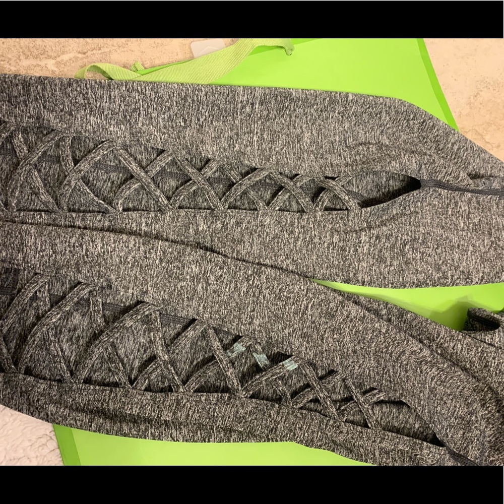 Running Pants - Picture 3 of 3